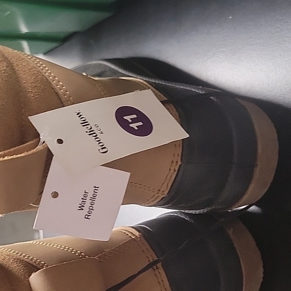 Goodfellow size 11 water repellant work boot men's - Picture 3 of 4